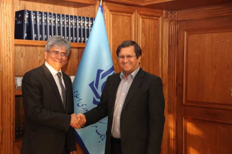 رییس کل بانک مرکزی و سفیر هند در ایران جهت همکاری اعلام امادگی کردند.