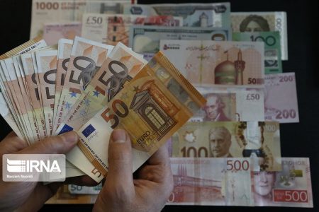 نرخ ۲۲ ارز و نرخ رسمی یورو افزایش یافت