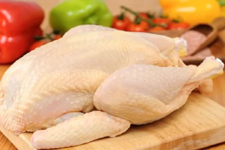 آغاز عرضه مرغ گرم با قیمت ۶۱ هزار تومان