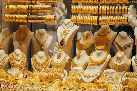 پیش بینی قیمت طلا و سکه هفدهم تیر ۱۴۰۲/ پایان انتظار معامله‌گران طلا با خط‌دهی سیاسی؟