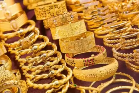 قیمت طلا و سکه دوم آبان ۱۴۰۲ / ثبات بازار طلا در روند صعودی دلار
