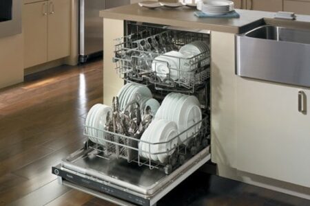 از بین ماشین ظرفشویی بوش و ال جی کدامیک ارزش خرید دارند؟/ لیست قیمت انواع ماشین ظرفشویی ۱۴۰۲