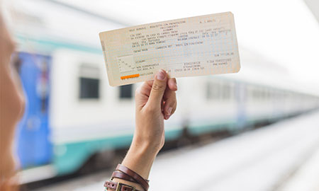 فردا بلیط قطارهای تهران – مشهد فروخته می‌شود