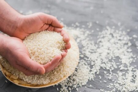 کمبود برنج نداریم/ با گرانفروشان برنج برخورد می شود