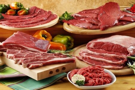 قیمت گوشت قرمز امروز ۱۹ شهریور ۱۴۰۴ / گوشت آبگوشتی، خورشتی، چرخ کرده و… کیلویی چند شد؟ + جدول
