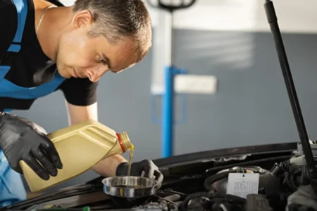 بهترین زمان تعویض روغن هیدرولیک / جدول کامل علائم و هزینه‌ها