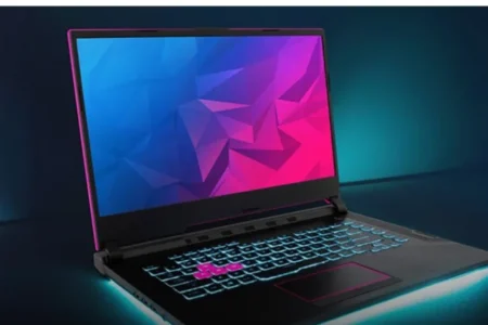 ارزان‌ترین لپ تاپ بازار امروز چهارشنبه دی ۱۴۰۴ چند شد؟