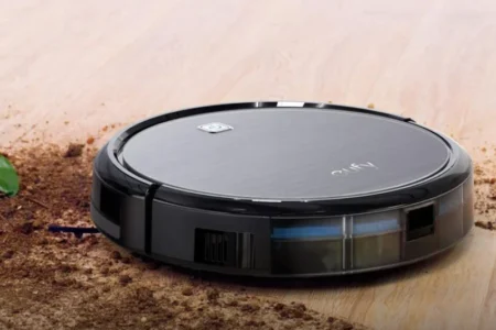 قیمت جاروبرقی‌های رباتیک امروز ۱۰ آذر ۱۴۰۴ / شیائومی، روبوراک و دریم رکورد زدند