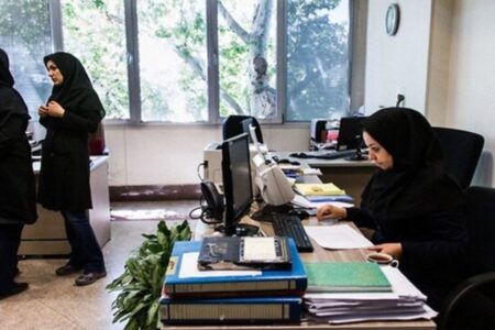 زنان ۷ سال کمتر از مردان سابقه «بیمه‌پردازی» دارند