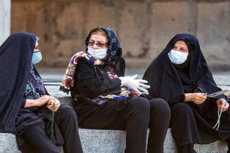 کدام زنان بازنشسته مشمول حق عائله‌مندی و حق اولاد می‌شوند؟