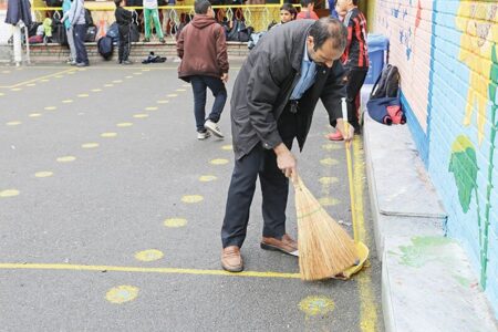 استخدام جدید در مدارس/ ۲۰ هزار بابای مدرسه جذب می‌شوند