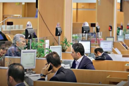 مهلت خرید سهام بانک آینده تمدید شد
