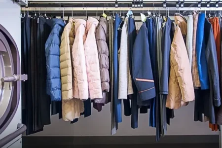 هزینه خشکشویی اسفند ۱۴۰۴