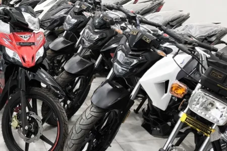 قیمت موتورسیکلت بهمن ۱۴۰۴ / آپاچی ۲۰۰ به باشگاه نیم میلیاردی‌ها پیوست + جدول