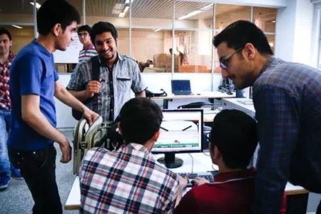 حقوق دانشجویان به ۲۵ میلیون تومان رسید / مشمولان چه شرایطی دارند؟