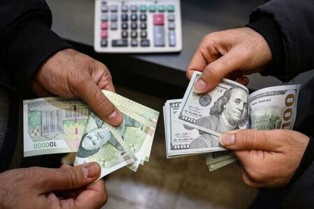 قیمت دلار، یورو و انواع ارزها امروز ۱۸ مهر ۱۴۰۵ در زمان بسته شدن بازار/ دلار ۲۶۵ هزار تومان شد + جدول